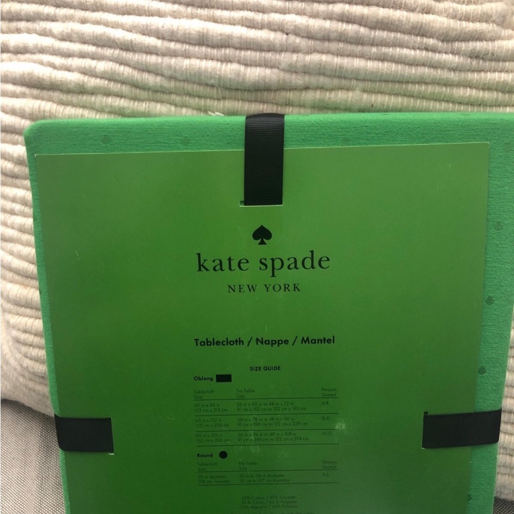 SOLD Kate Spade Larabee Dot Green Round Tablecloth. - Picture 3 of 3